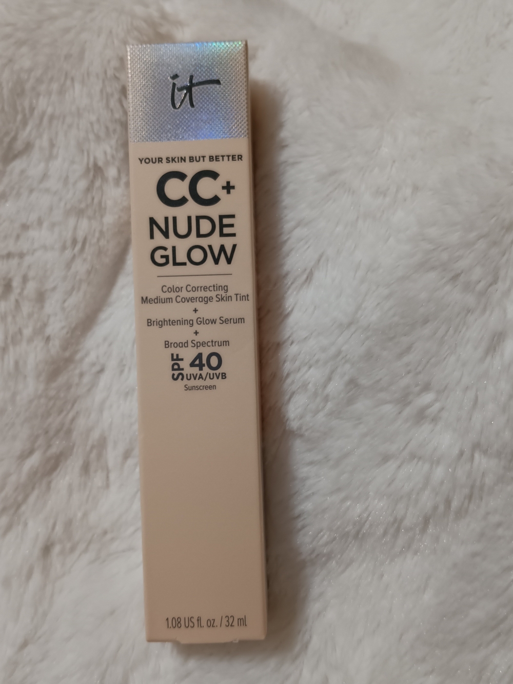 IT Cosmetics CC+ Nude Glow Color Correcting Skin Tint SPF 40 - Nude
